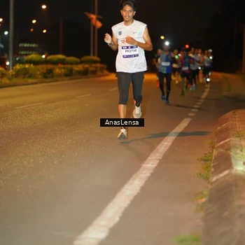 Runner Photo 7623303