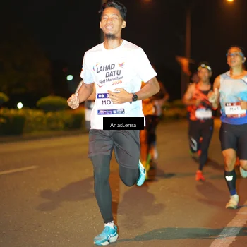 Runner Photo 7623318