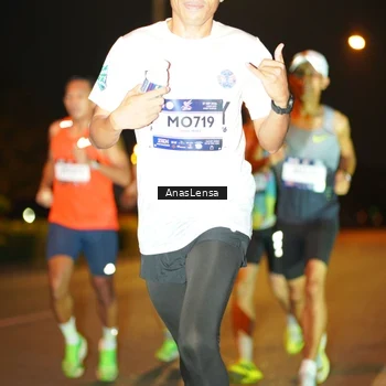 Runner Photo 7623324