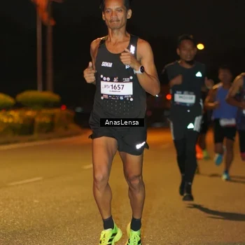 Runner Photo 7623342