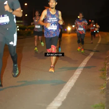 Runner Photo 7623379
