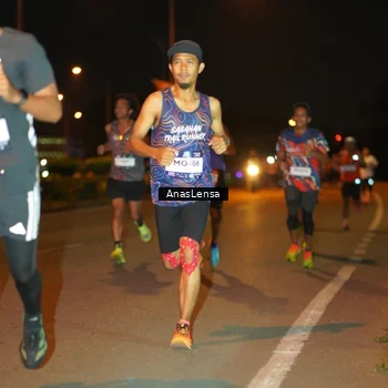 Runner Photo 7623383