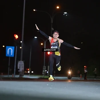 Runner Photo 7623384