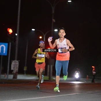 Runner Photo 7623420