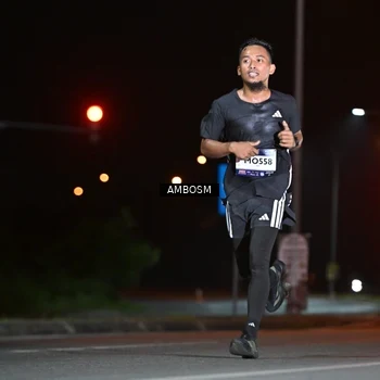 Runner Photo 7623448