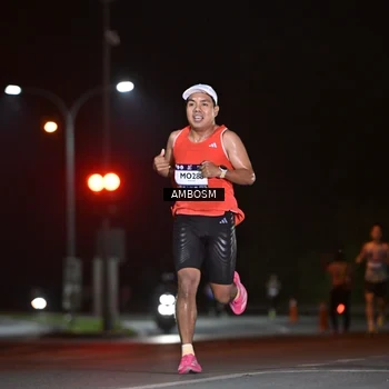 Runner Photo 7623456