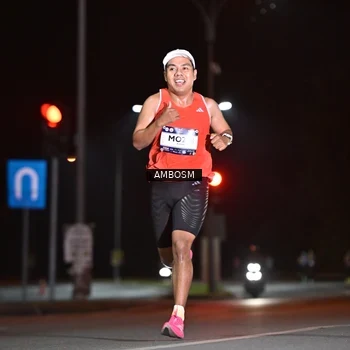 Runner Photo 7623458