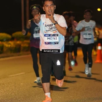 Runner Photo 7623482