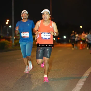 Runner Photo 7623489