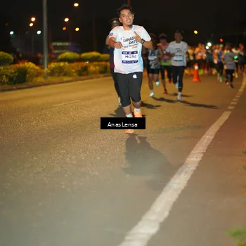 Runner Photo 7623516