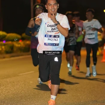 Runner Photo 7623520