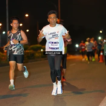 Runner Photo 7623528