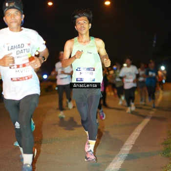 Runner Photo 7623544
