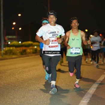 Runner Photo 7623545