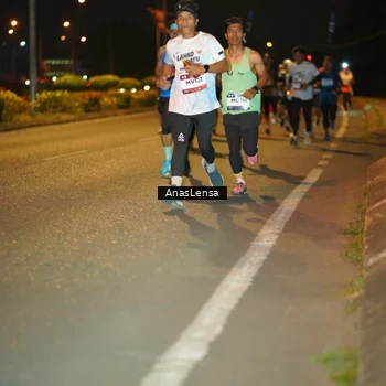 Runner Photo 7623547