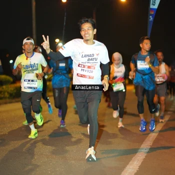 Runner Photo 7623556