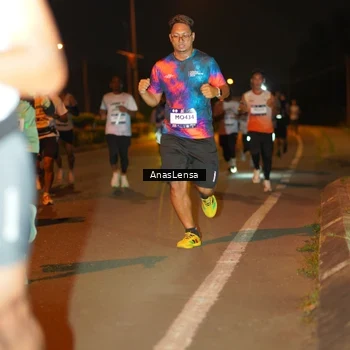 Runner Photo 7623567