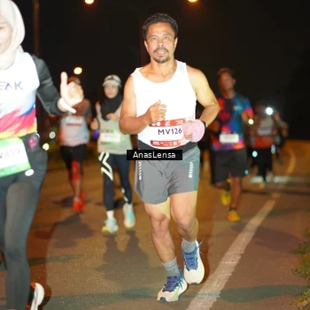 Runner Photo 7623570