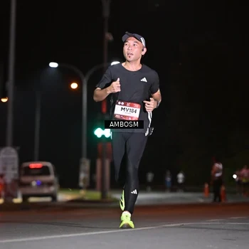 Runner Photo 7623582