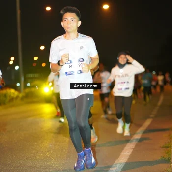 Runner Photo 7623594