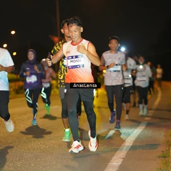 Runner Photo 7623595