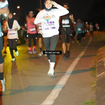Runner Photo 7623613