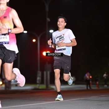 Runner Photo 7623649