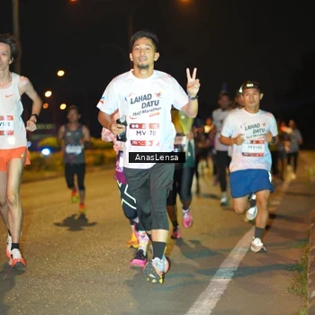 Runner Photo 7623653