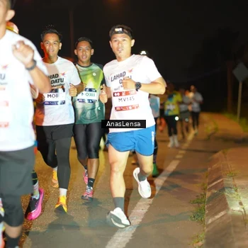 Runner Photo 7623655