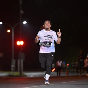 Runner Photo 7623659