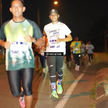 Runner Photo 7623666