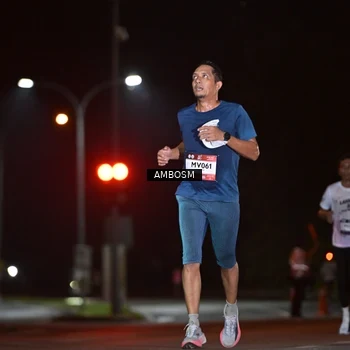Runner Photo 7623675