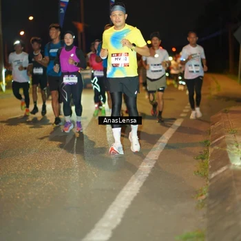 Runner Photo 7623683