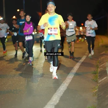 Runner Photo 7623700