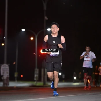 Runner Photo 7623704