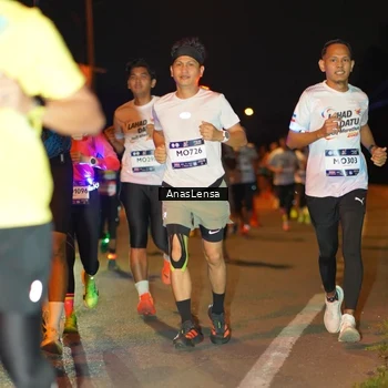 Runner Photo 7623714