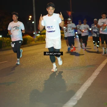 Runner Photo 7623729