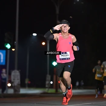 Runner Photo 7623767