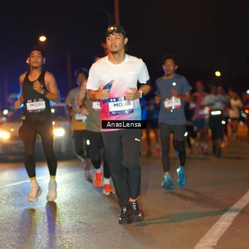 Runner Photo 7623782