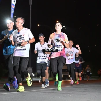 Runner Photo 7623793
