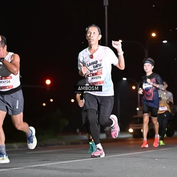 Runner Photo 7623798