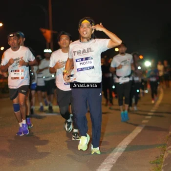 Runner Photo 7623834