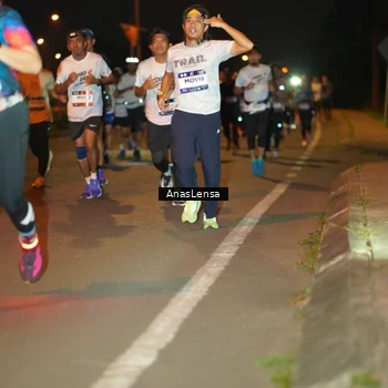 Runner Photo 7623835