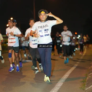 Runner Photo 7623855