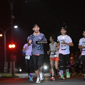 Runner Photo 7623884