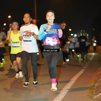 Runner Photo 7623895