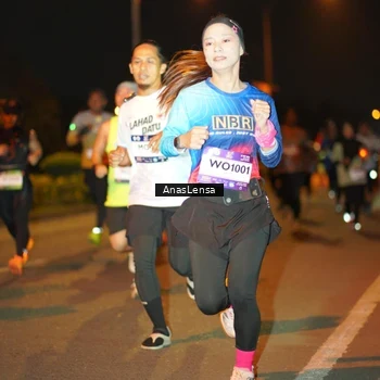 Runner Photo 7623896