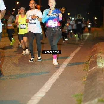 Runner Photo 7623897