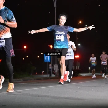 Runner Photo 7623920