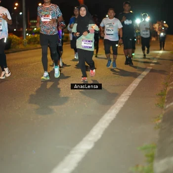 Runner Photo 7623925